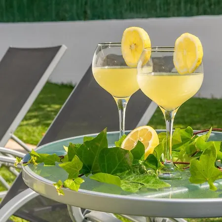 Romani 坎皮卡福特